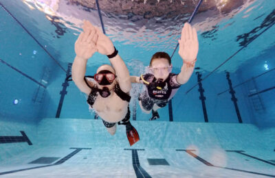 Plongée Sportive en Piscine (vidéo courte)
